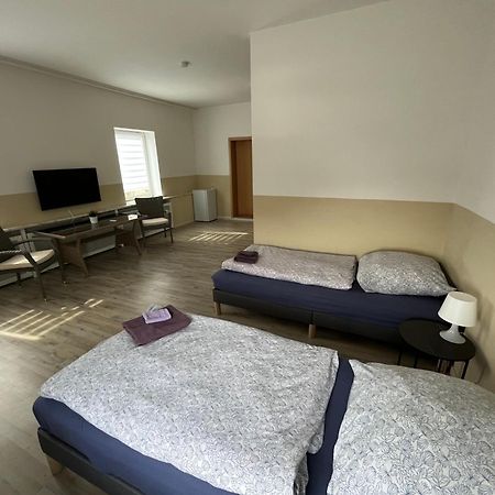 Doppelzimmer Mit Bad- Fernseher Meine Exterior foto